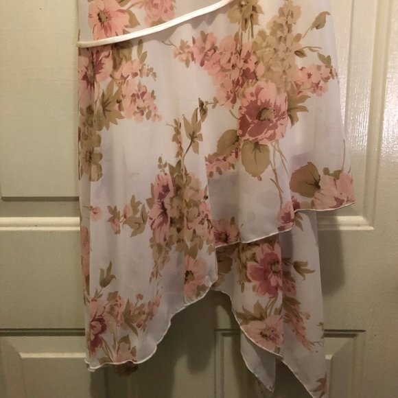 Floral Ruby Rox Dress - Picture 2 of 8